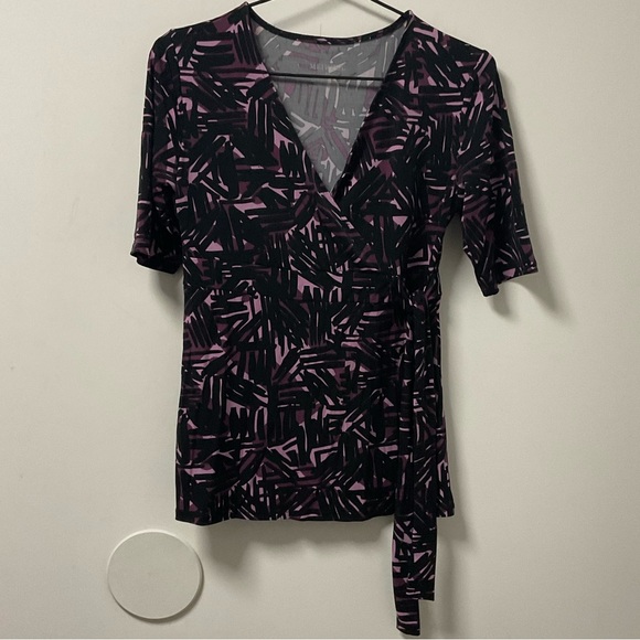 Merona Stylish Cool Comfort Material Nicely Patterned Pink Purple & Black Top! - Picture 1 of 9